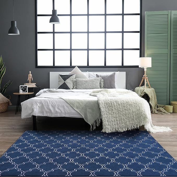 Chicrug Shag Geometric Modern Area Rug for Bedroom, 3x5 Feet Memory Foam Indoor Carpet, Fluffy Rug for Living Room Bedside Room Decor for Family Girls Kids Nursery Play Mat, Navy/White