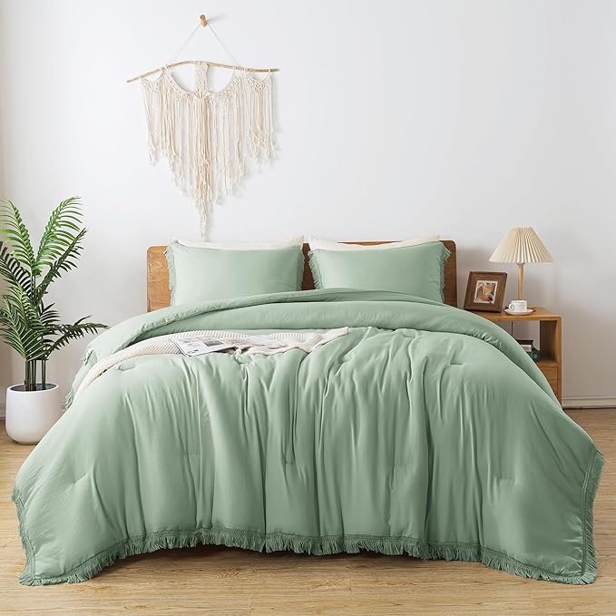 Andency California King Comforter Set Sage Green - 3 Pieces Cal King Boho Lightweight Bedding Comforter Sets, Oversized All Season Tassel Soft Fluffy Bed Set (104x96In Comforter & 2 Pillowcases)