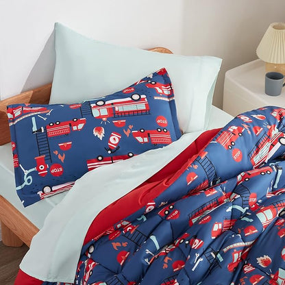 SLEEP ZONE Kids Bedding Twin Comforter Set - Super Soft & Cute Printed 2-Piece Comforter Set All Seasons for Boys, Girls, Fade Resistant, Machine Washable, Fire Truck
