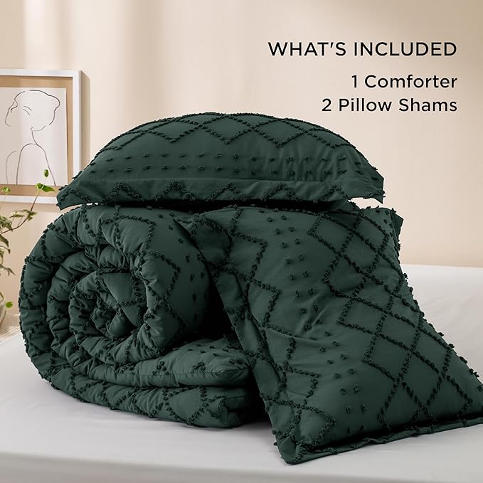 Bedsure California King Comforter Set - Forest Green Comforter, Boho Tufted Shabby Chic Bedding Comforter Set, 3 Pieces Farmhouse Bed Set for All Seasons, Fluffy Bedding Set with 2 Pillow Shams