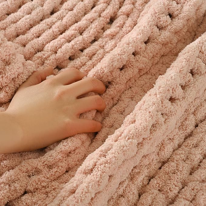 Esterra Chunky Knit Blanket Throw 40"x50", 100% Hand Knitted Chenille Throw Blanket, Cozy Soft Thick Cable Knit Throw Large Rope Knot Crochet Throw Blanket for Sofa Couch Bed, Dusty Pink
