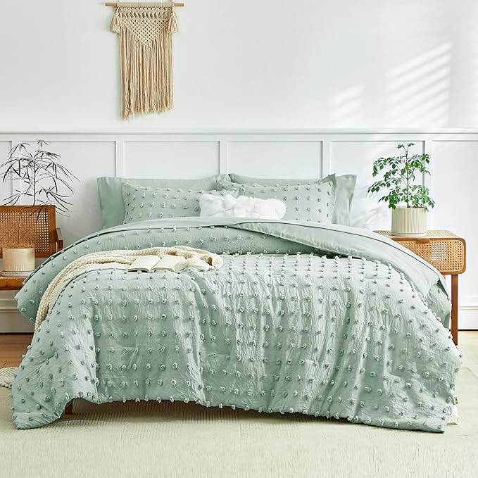 7 Pieces Tufted Dots Bed in a Bag King Comforter Set with Sheets Green , Soft and Embroidery Shabby Chic Boho Comforters, Solid Color with Pom Pom Design, Jacquard Tufts Bedding Set for All Season