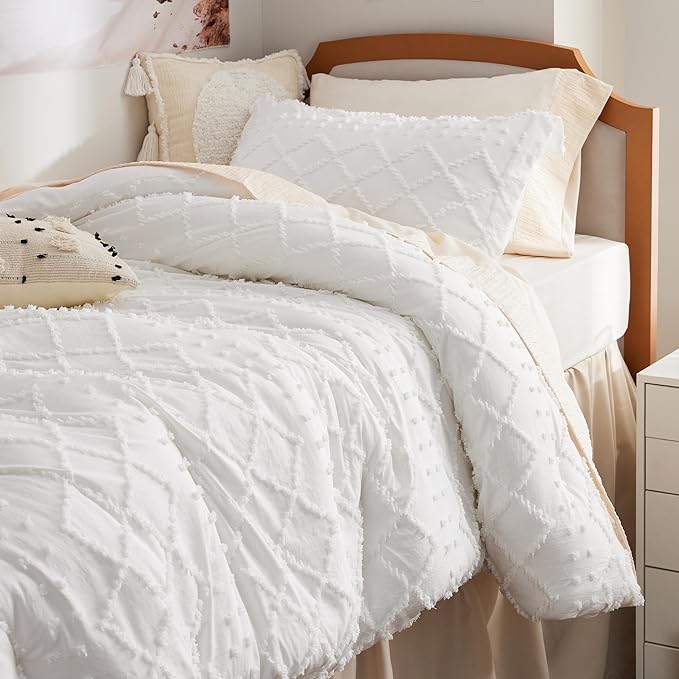 Bedsure Twin/Twin XL Comforter Set - White Boho Twin Extra Long Comforter Set for College, Shabby Chic Dorm Bedding Set, 2 Pieces Modern Farmhouse Bed Set, includes 1 Pillow Sham