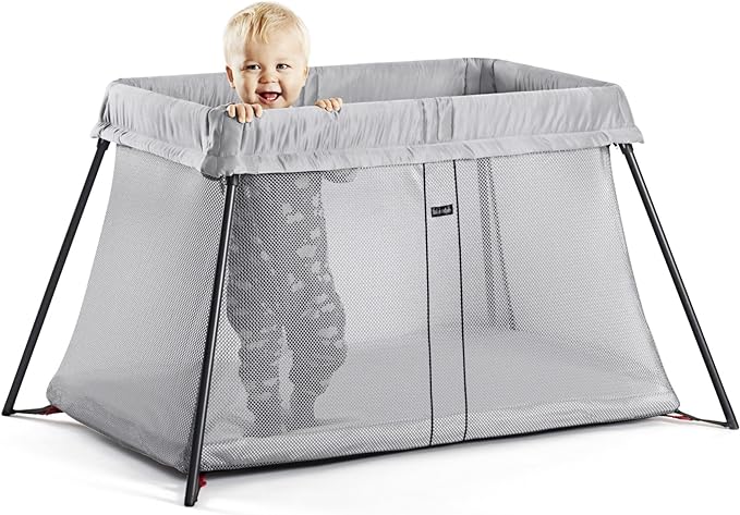 BabyBjörn Travel Crib Light, Silver with Fitted Sheet for Travel Crib Light - Organic White