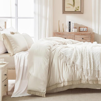 Andency King Size Comforter Set Beige, 3 Pieces Boho Lightweight Tassel Fluffy Bedding Comforters & Sets, Soft All Season Bed Set (104x90In Comforter & 2 Pillowcases)