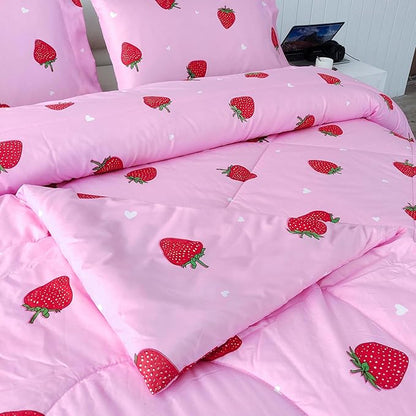 SDY 3PCS Strawberry Comforter Set Queen, Strawberry Queen Size Bedding Set, Kawaii Bed Set Kids Comforter Set, Cute Pink Bedding Room Decor for Girls, Children, Teen…