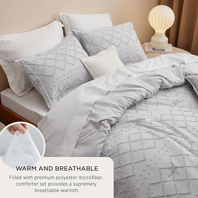 Bedsure King Size Comforter Set - Light Grey Comforter, Boho Tufted Shabby Chic Bedding Comforter Set, 3 Pieces Farmhouse Bed Set for All Seasons, Fluffy Soft Bedding Set with 2 Pillow Shams