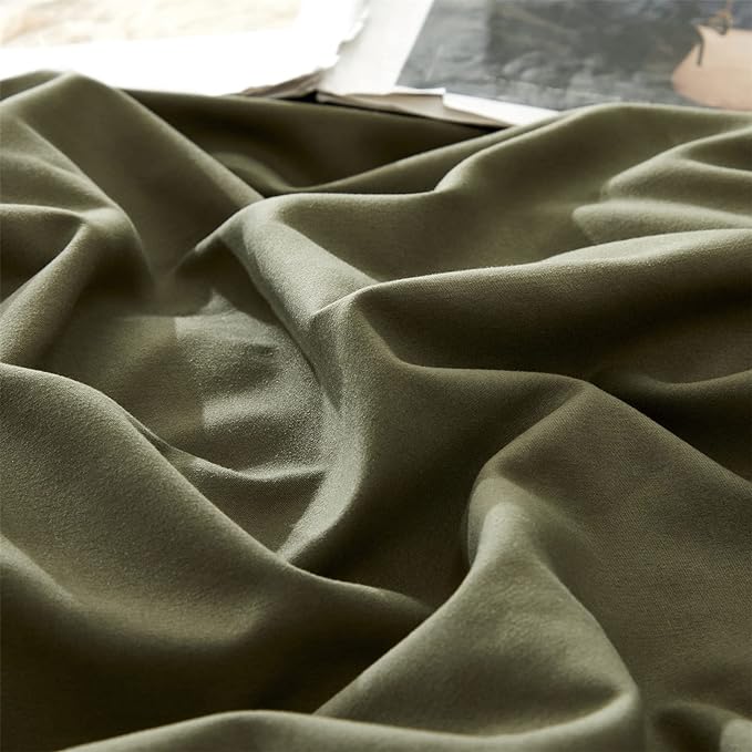 Olive Green Comforter Set Twin Size Solid Green Comforter 3 Pieces Soft Dark Green Twin Comforter Bedding Set Boys Girls Pure Olive Green Twin Bed Comforter Set for All Season as Gift