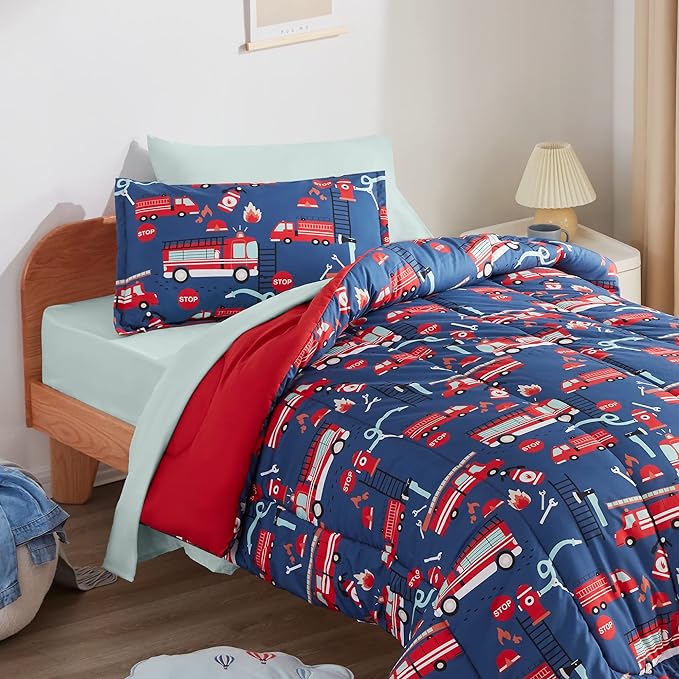 SLEEP ZONE Kids Bedding Comforter Set Full/Queen Size - Super Soft & Cute Printed 3-Piece Comforter Set All Seasons for Boys, Girls, Fade Resistant, Machine Washable, Fire Truck