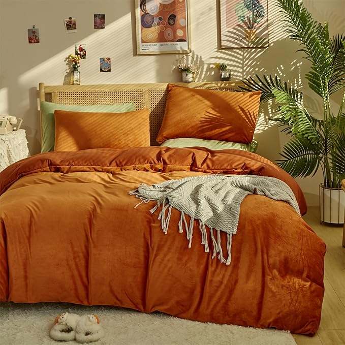 Wellboo Burnt Orange Velvet Comforter Sets Queen Women Girls Rust Caramel Fluffy Bedding Comforters Solid Terracotta Flannel Modern Aesthetic Quilts Warm Winter Plain Reddish Plush 3 PCS Blankets Soft