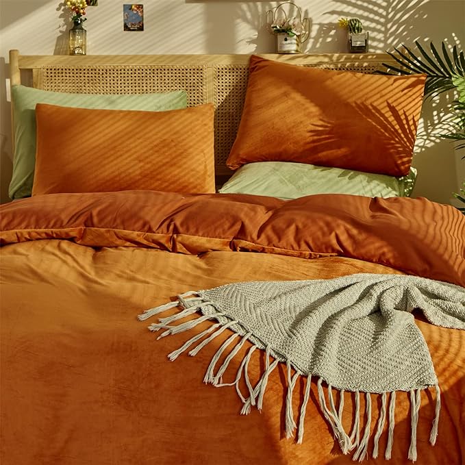 Burnt Orange Color Velvet Comforter Set Full Solid Rust Color Flannel Velvet Bedding Comforter Set All Caramel Colour 3 PCs Shaggy Soft Warm and Durable Flannel Blanket Full