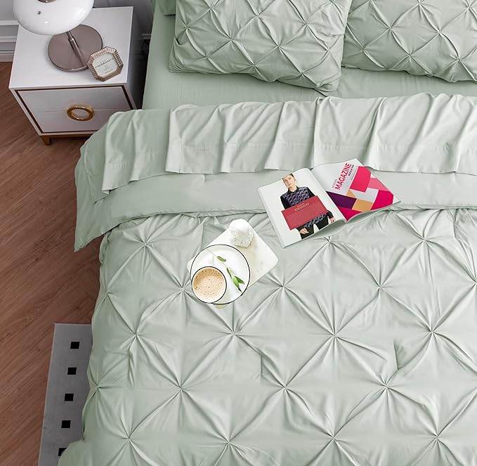 LANE LINEN Twin Comforter Set, 5 Piece Twin Bedding Sets, Ultra Soft Pintuck Twin Bed in a Bag Set with Down Alternative Comforter, Sheets, Pillowcase & Sham, Pinch Pleated Kids Bedding Set - Mineral