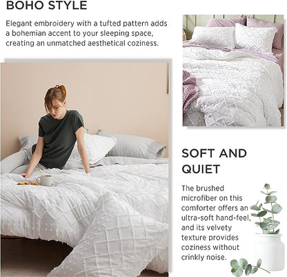 Bedsure Queen Comforter Set - White Comforter, Boho Tufted Shabby Chic Bedding Comforter Set, 3 Pieces Vintage Farmhouse Bed Set for All Seasons, Fluffy Soft Bedding Set with 2 Pillow Shams