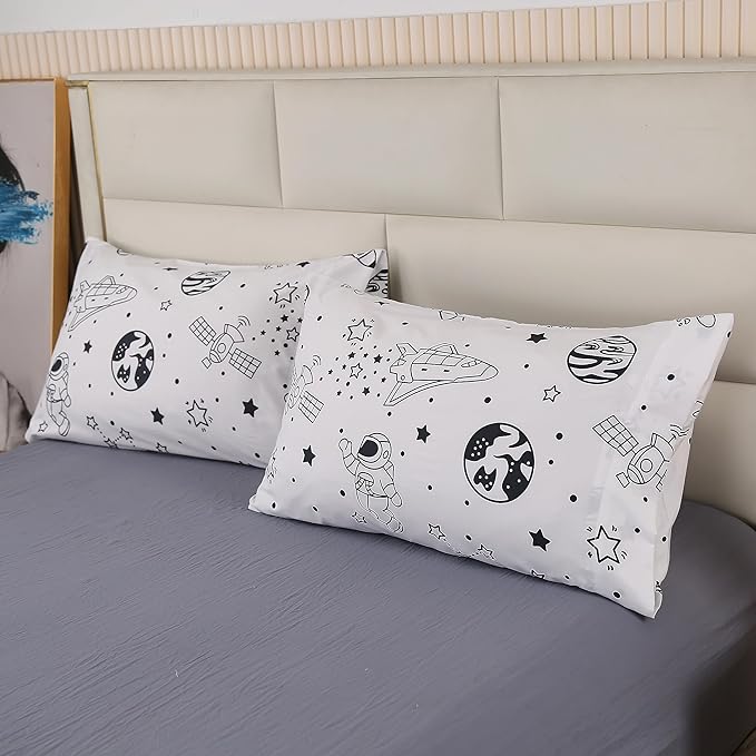 MAG 3Pcs Out Space Bedding Comforter Set, White Galaxy Comforter Set,for Toddlers Kids,Boys Teens and Girls,Super Soft Microfiber (1 Comforter + 2 Pillowcases) (Space, Full)
