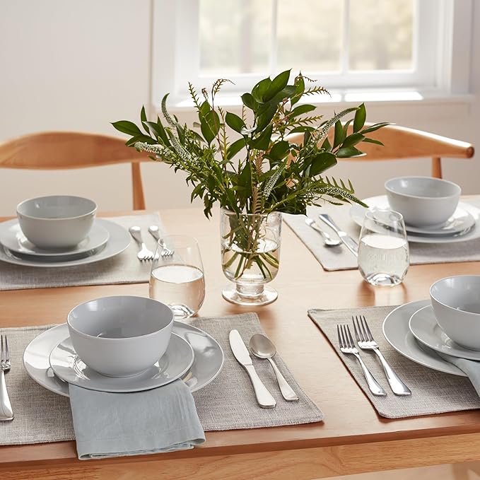 Amazon Basics Kitchen Dinnerware Set, Microwave and Dishwasher Safe, Plates, Bowls, Service for 6, 18-Piece, White