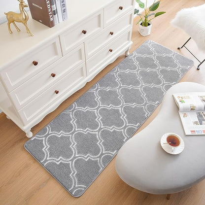 Chicrug Shag Geometric Modern Runner Rug for Bedroom, 2x6 Feet Memory Foam Indoor Hallway Runner Carpet, Fluffy Rug for Living Room Bedside Room Decor for Family, Grey/White