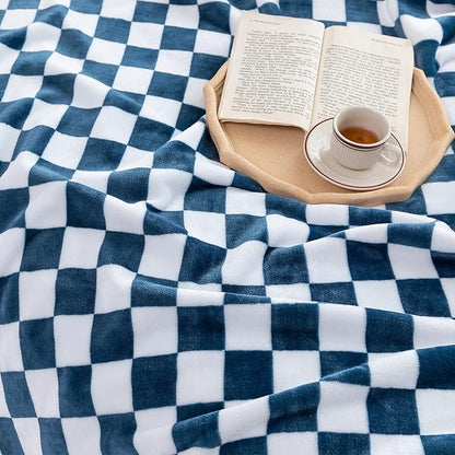 LOMAO Throw Blankets Flannel Blanket with Checkerboard Grid Pattern Soft Throw Blanket for Couch, Bed, Sofa Luxurious Warm and Cozy for All Seasons (Navy, 50"x60")