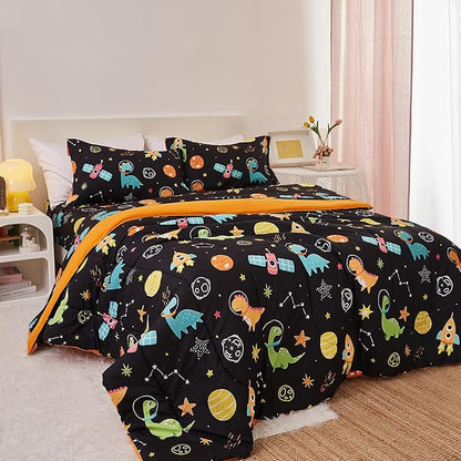 Space Dinosaur Kids Comforter Set for Boys Full Size, Cute Reversible Quilted Black Printed Bedding Set with Pillow Sham, Lightweight Soft Breathable Washable Bed Set 3 Piece
