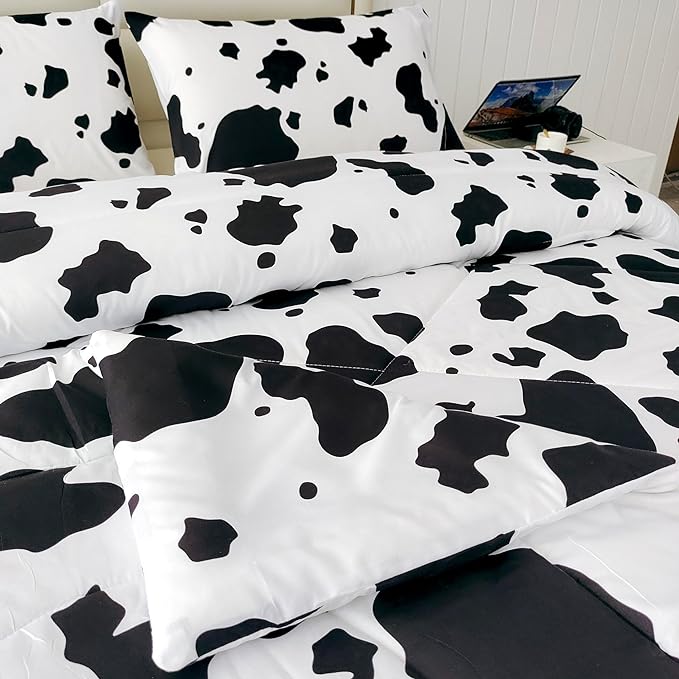 SDY 3 Pieces Milk Cow Print Stuff Bedding Comforter Set with 2 Pillowcases for Kids Teens Girls Women, Microfiber, Easy Wash, Light Breathable Cozy White Base Cute Milk Cow Pattern, Twin Size