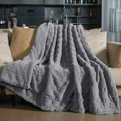 Pawque Super Soft Cozy Throw Blanket Queen Size for Couch Bed, Fluffy Sherpa Fleece Reversible Thick Warm Fuzzy Blanket for All-Season, 3D Checkered Jacquard Decorative Blankets, Grey, 90"x90"