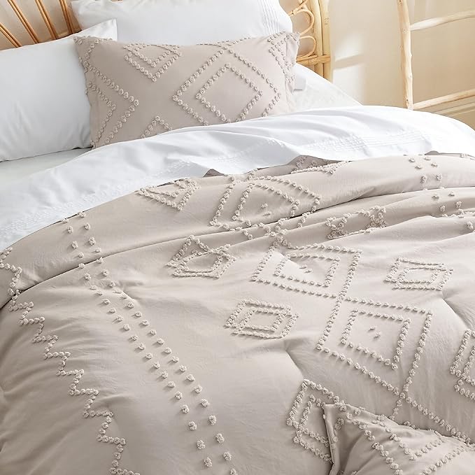Bedsure Boho Comforter Set King - Linen Tufted Bedding Comforter Set, 3 Pieces Farmhouse Shabby Chic Embroidery Bedding Set, Soft Geometric Pattern Comforter for All Seasons