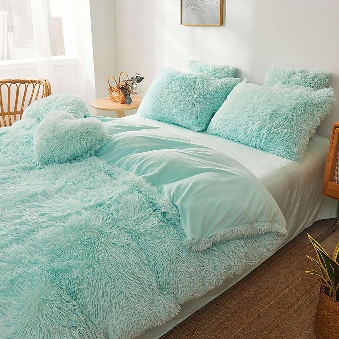 FOPPA Green fluffy Comforter Cover Set king- Ultra Soft fluffy green Bedding Sets 3 Pieces (1 Duvet Cover + 2 Pillow case) green fluffy bed set (Mint Green, King)
