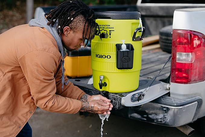 Igloo Sports Cooler | Insulated Beverage Dispenser with Spout |Portable Handwashing Station
