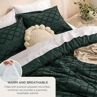 Bedsure California King Comforter Set - Forest Green Comforter, Boho Tufted Shabby Chic Bedding Comforter Set, 3 Pieces Farmhouse Bed Set for All Seasons, Fluffy Bedding Set with 2 Pillow Shams