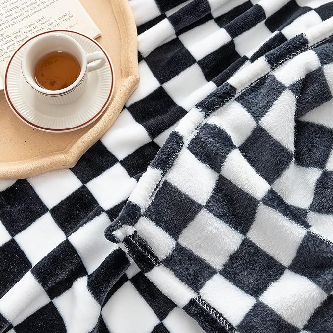 LOMAO Throw Blankets Flannel Blanket with Checkerboard Grid Pattern Soft Throw Blanket for Couch, Bed, Sofa Luxurious Warm and Cozy for All Seasons (Black, 90"x110")