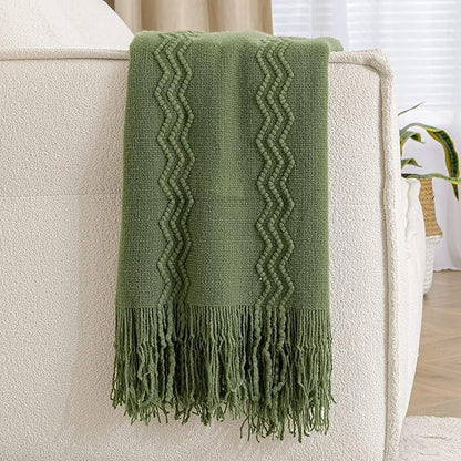 MIULEE Moss Green Knitted Throw Blanket for Couch Textured Knit Blanket with Tassels Cozy Woven Bed Blanket for Sofa Bed Chair Wave Pattern Spring Home Decor for All Seasons 50"x60"