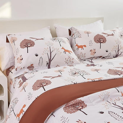 Kids Woodland Comforter Set for Boys Girls Twin Size, Cute Reversible Quilted Forest Animal Print Fall Bedding with Pillow Sham, Lightweight Soft Breathable Machine Camping Themed Bed Set 2 Piece