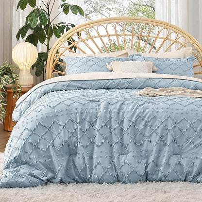Bedsure Queen Comforter Set - Dusty Blue Comforter, Boho Tufted Shabby Chic Bedding Comforter Set, 3 Pieces Vintage Farmhouse Bed Set for All Seasons, Fluffy Soft Bedding Set with 2 Pillow Shams