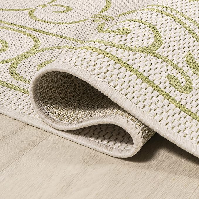 JONATHAN Y Vintage Filigree Indoor Outdoor Runner Rug 2X8 Cream/Green, Charleston Textured Weave for Backyard, Patio, Porch, Easy-Cleaning, High Traffic, Pet-Friendly, Non-Shedding (SMB106I-28)