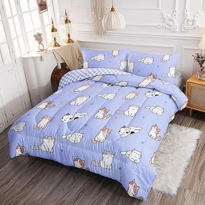 Datura home Purple Kawaii Cat Comforter Bedding Set for Girls Kitten Purple Print Cute Animal Pattern Bedding Set with 1 Comforter and 2 Pillowcases for Girls Bedroom All Season(Cat Purple Queen)