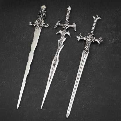 3PCS Skull Sword Hair Pins for Women, Metal Hair Sticks Set, Gothic Hair Accessories, Fantasy Decorative Hair Pins, Medieval Hair Stick Set for Bun Updo Long Thick Hair