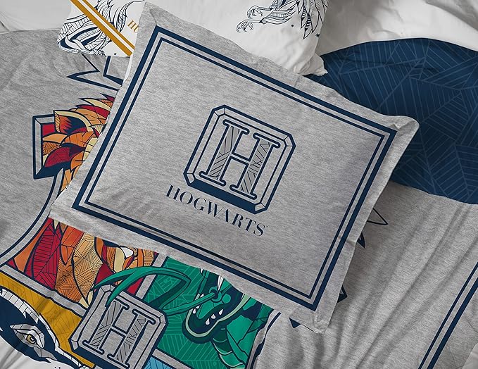 Jay Franco Harry Potter Stand Together 7 Piece Full Size Bed Set - includes Comforter & Sheet Set - Super Soft Kids Bedding Fade Resistant Microfiber (Official Harry Potter Product)
