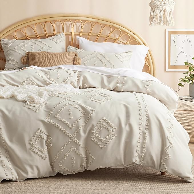 Bedsure Boho Comforter Set Twin - Beige Tufted Bedding Comforter Set, 2 Pieces Farmhouse Shabby Chic Embroidery Bedding Set, Soft Geometric Pattern Comforter for All Seasons