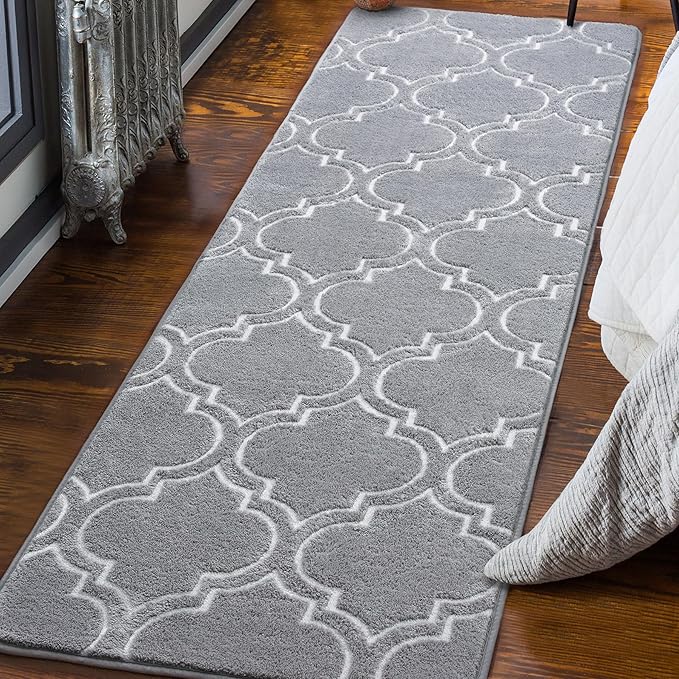 Chicrug Shag Geometric Modern Runner Rug for Bedroom, 2x6 Feet Memory Foam Indoor Hallway Runner Carpet, Fluffy Rug for Living Room Bedside Room Decor for Family, Grey/White