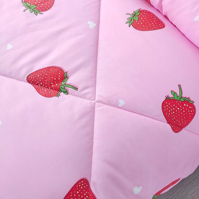 SDY 3PCS Twin Size Strawberry Comforter Set, Pink Bed Set Bed in a Bag, Princess Twin Bedding Set, Kawaii Room Decor, Strawberry Bedding Kids Twin Size Comforter Set for Girls, Teen…