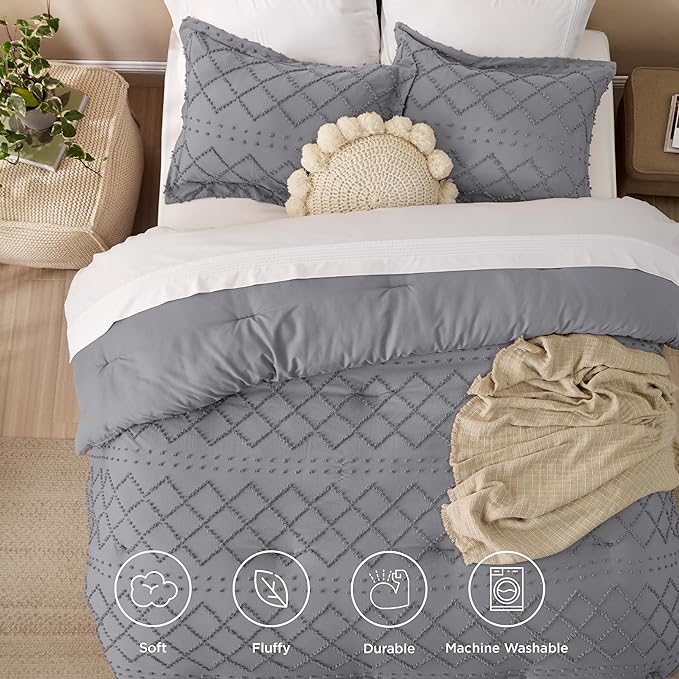 Bedsure California King Comforter Set - Grey Comforter, Boho Tufted Shabby Chic Bedding Comforter Set, 3 Pieces Farmhouse Bed Set for All Seasons, Fluffy Soft Bedding Set with 2 Pillow Shams