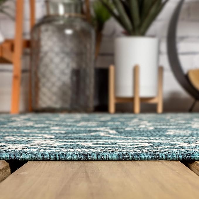 JONATHAN Y Vintage Filigree Indoor Outdoor Square Area Rug 8X8 Teal/Gray, Charleston Textured Weave for Backyard, Patio, Porch, Easy-Cleaning, High Traffic, Pet-Friendly, Non-Shedding (SMB106F-8SQ)
