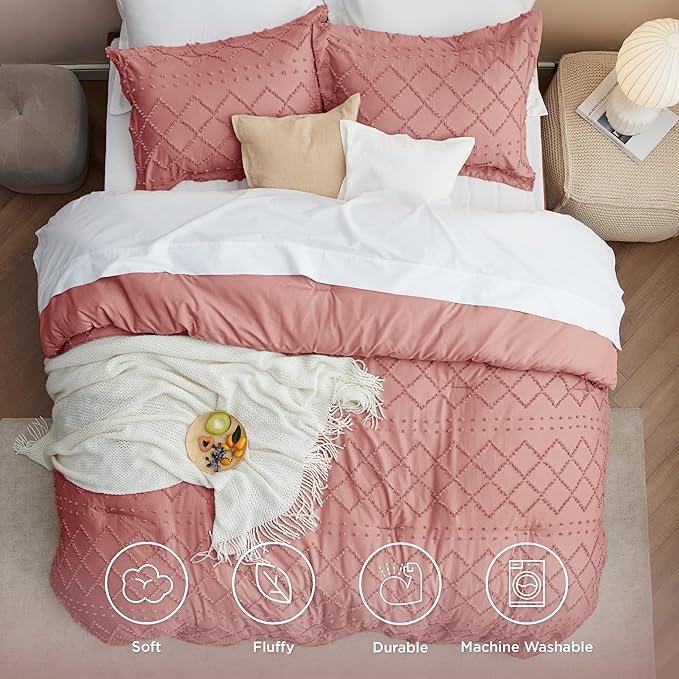 Bedsure Queen Comforter Set - Pink Clay Boho Comforter, Tufted Shabby Chic Bedding Comforter Set, 3 Pieces Vintage Farmhouse Bed Set for All Seasons, Fluffy Soft Bedding Set with 2 Pillow Shams