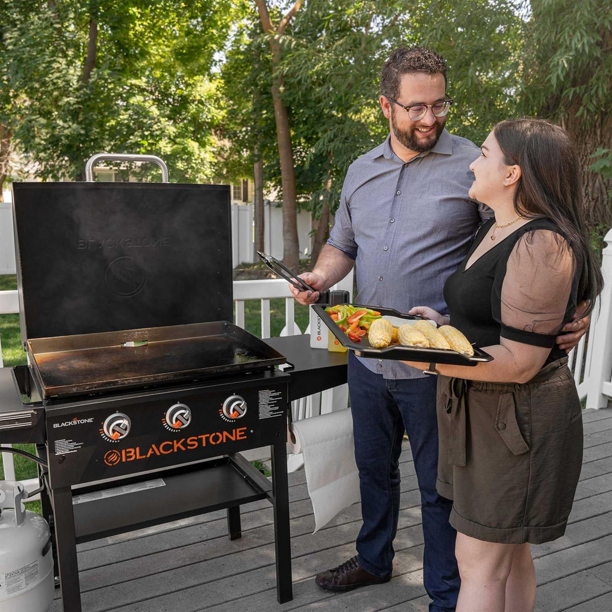 28 Inch Blackstone Griddle 2080 Original 3-Burner XL Griddle with Hood and Side Shelves Outdoor Flat Top Grill