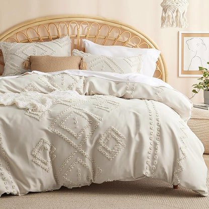 Bedsure Boho Comforter Set Queen - Beige Tufted Bedding Comforter Set, 3 Pieces Farmhouse Shabby Chic Embroidery Bedding Set, Soft Geometric Pattern Comforter for All Seasons