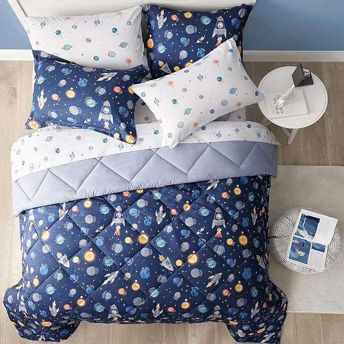 Kids Bedding Set for Boys, Twin Size 5 Pieces Space Themed Bed in a Bag, Super Soft Lightweight Microfiber Comforter Set with Sheets, Hotel Quality Durable Children Bed Set