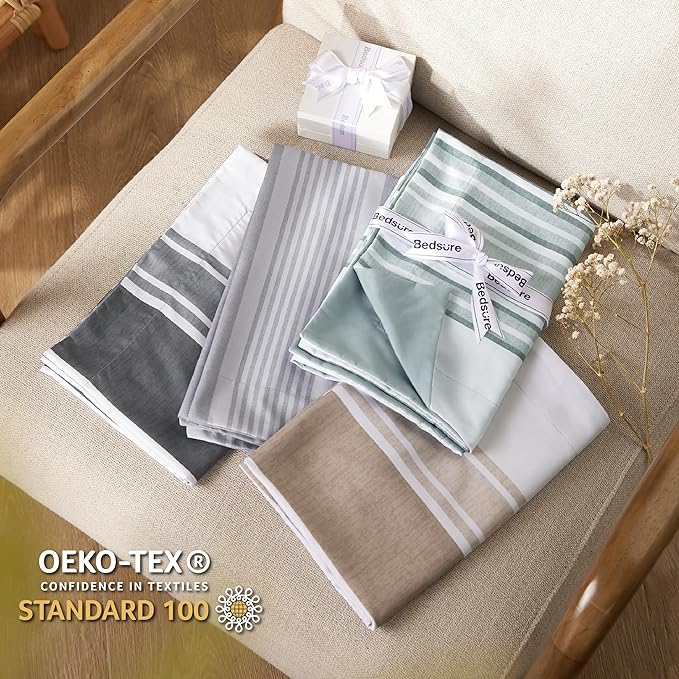 Bedsure Bed in a Bag King 7 Pieces - Striped Beddding sets, King Comforter Sets with Comforter, Fitted Sheet, Flat Sheet, Pillowcase & Shams
