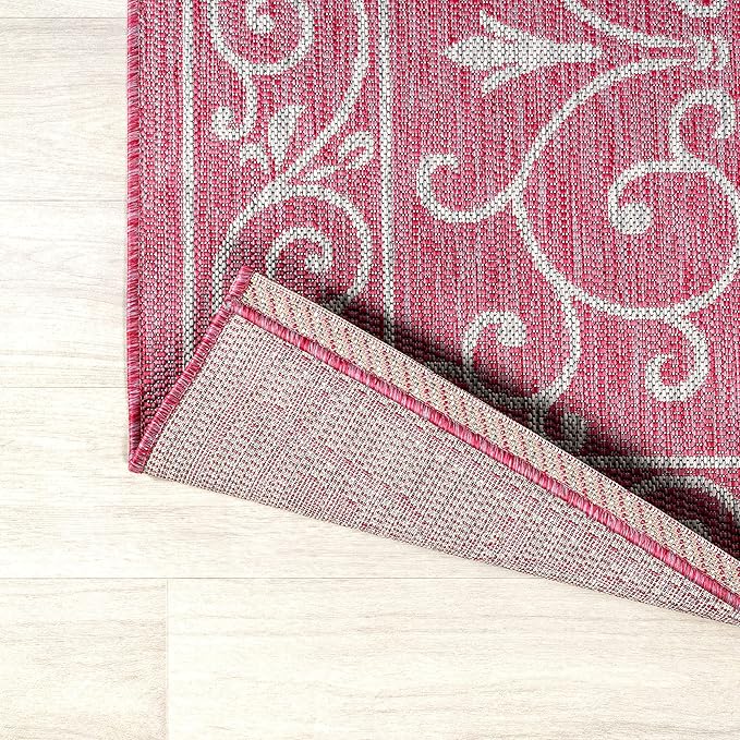 JONATHAN Y Vintage Filigree Indoor Outdoor Area Rug 5X8 Fuchsia/Light Gray, Charleston Textured Weave for Backyard, Patio, Porch, Easy-Cleaning, High Traffic, Pet-Friendly, Non-Shedding (SMB106J-5)