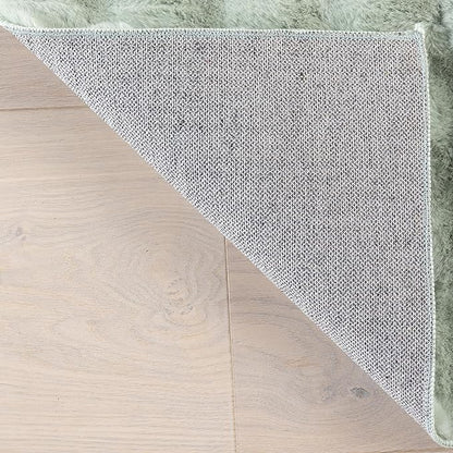 nuLOOM 2'6" x 8' Cozy Plush Area Rug, Machine Washable, Non-Slip, Soft Fluffy Shag Carpet for Living Room Bedroom Kids Room Nursery Home Decor, Jeni Green