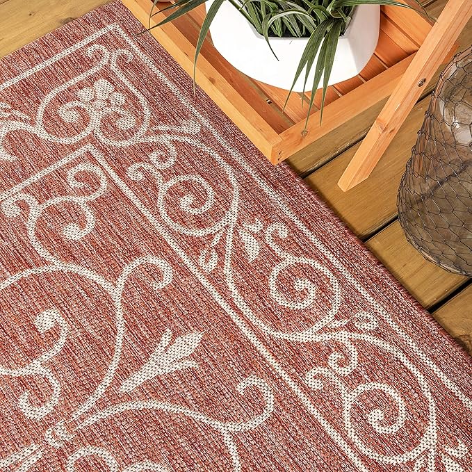 JONATHAN Y Vintage Filigree Indoor Outdoor Round Area Rug 9 Ft Red/Beige, Charleston Textured Weave for Backyard, Patio, Porch, Easy-Cleaning, High Traffic, Pet-Friendly, Non-Shedding (SMB106B-9R)